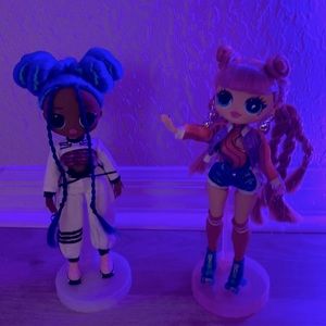 2 omg lol surprise dolls chillax and roller chick